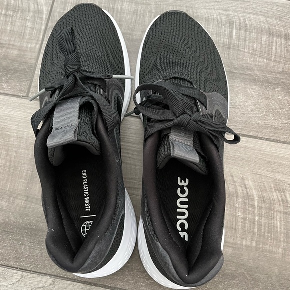 Adidas bounce edge Lux sneakers - Picture 7 of 8